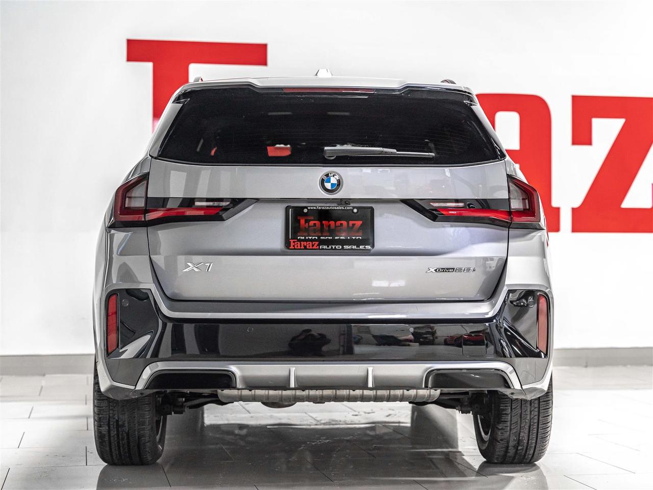 2024 BMW X1 xDrive28i|M Sport Package|Adaptive M Suspension|Accident Free|One Owner Photo