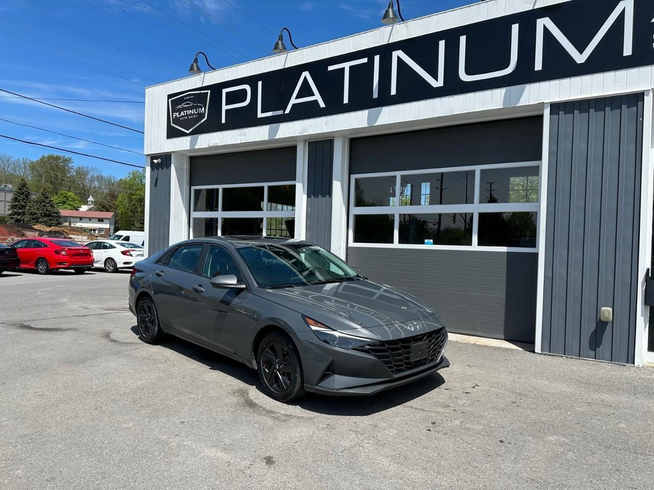 2023 Hyundai Elantra Preferred w/Tech Package Photo