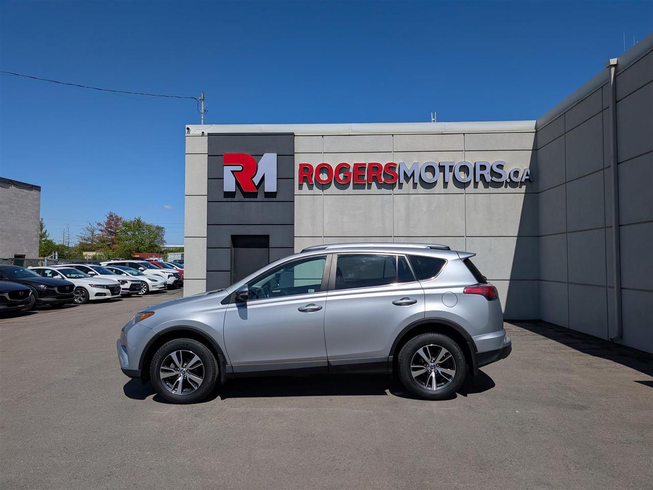 2018 Toyota RAV4 LE - HTD SEATS - REV CAM - TECH FEATS Photo
