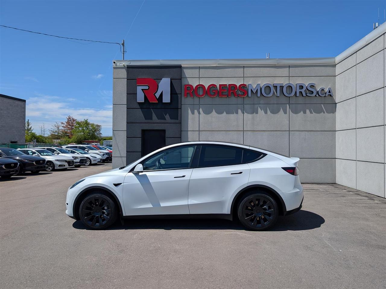 2022 Tesla Model Y LONG RANGE AWD - DUAL MOTOR Photo