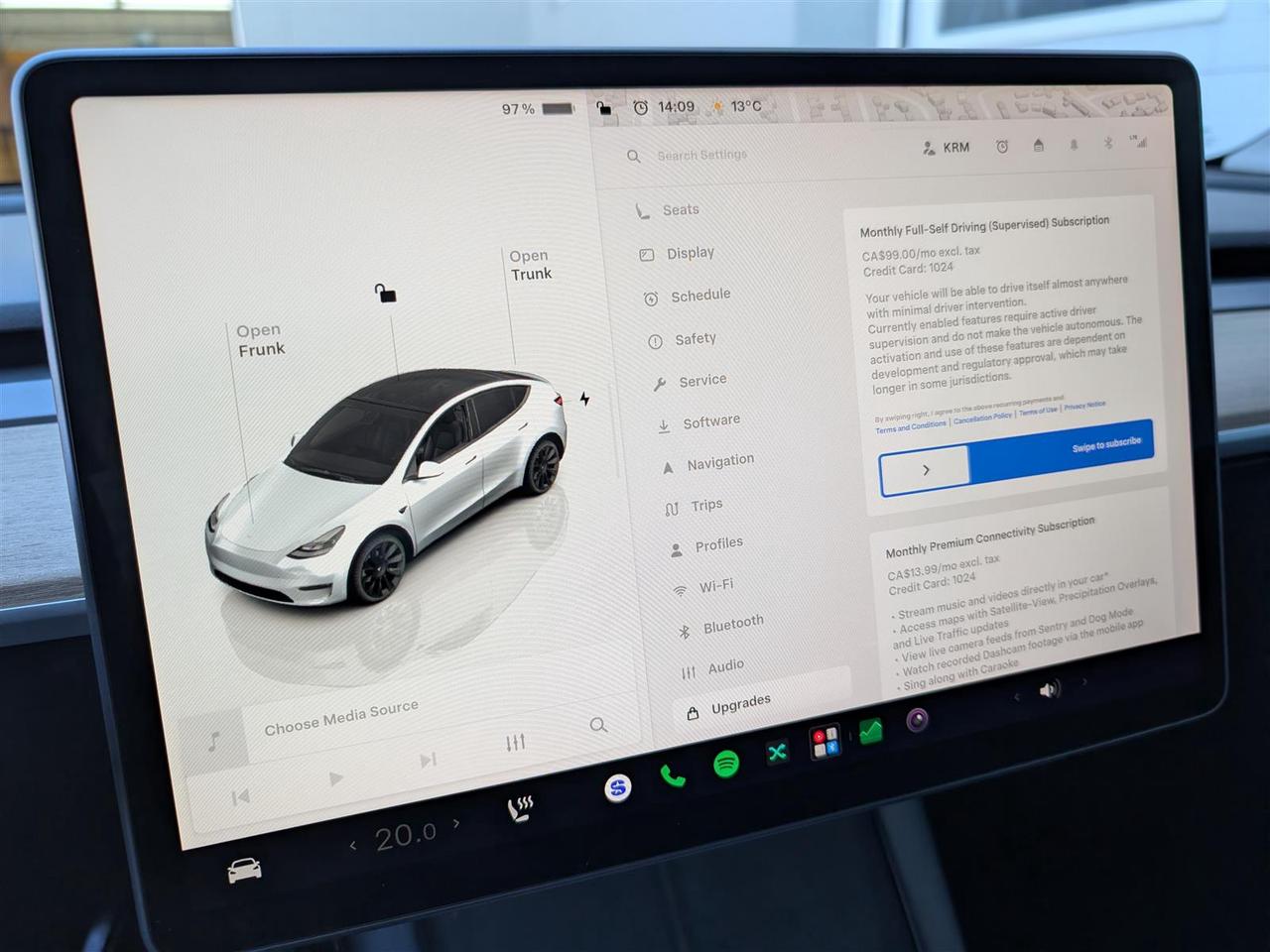 2022 Tesla Model Y LONG RANGE AWD - DUAL MOTOR Photo