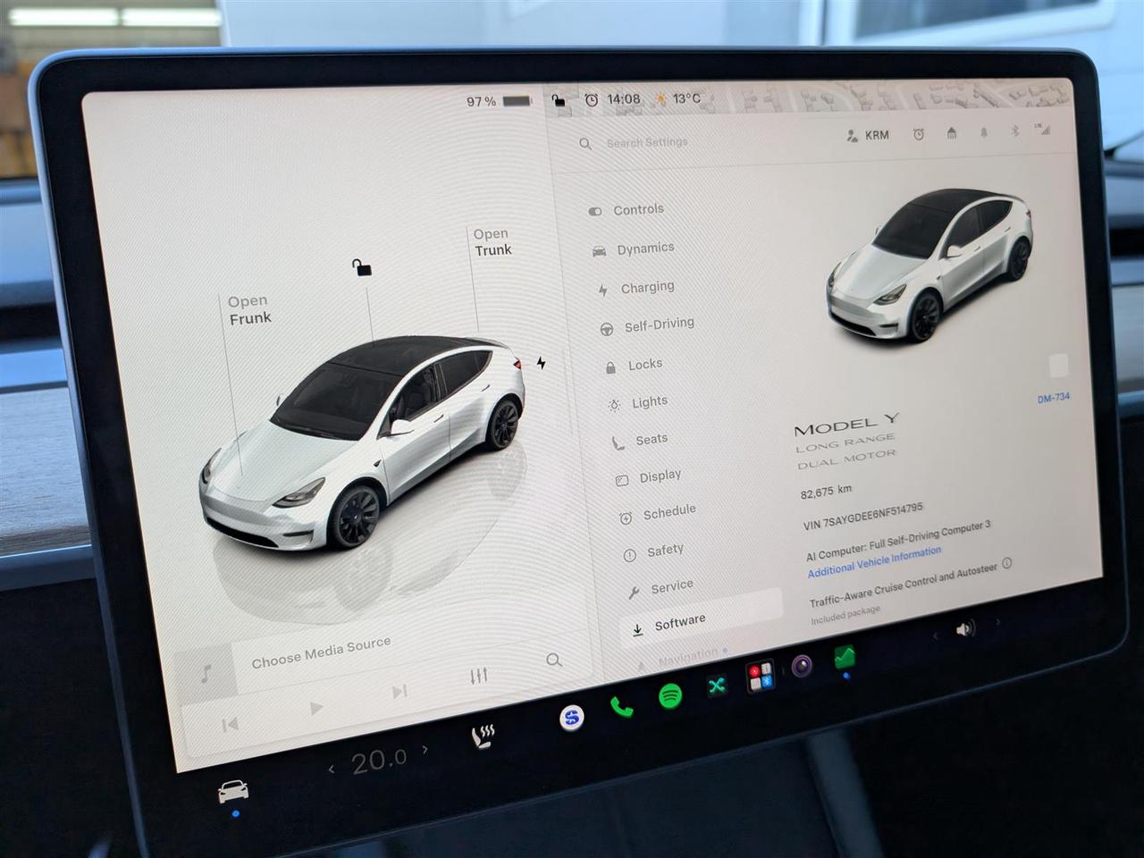 2022 Tesla Model Y LONG RANGE AWD - DUAL MOTOR Photo