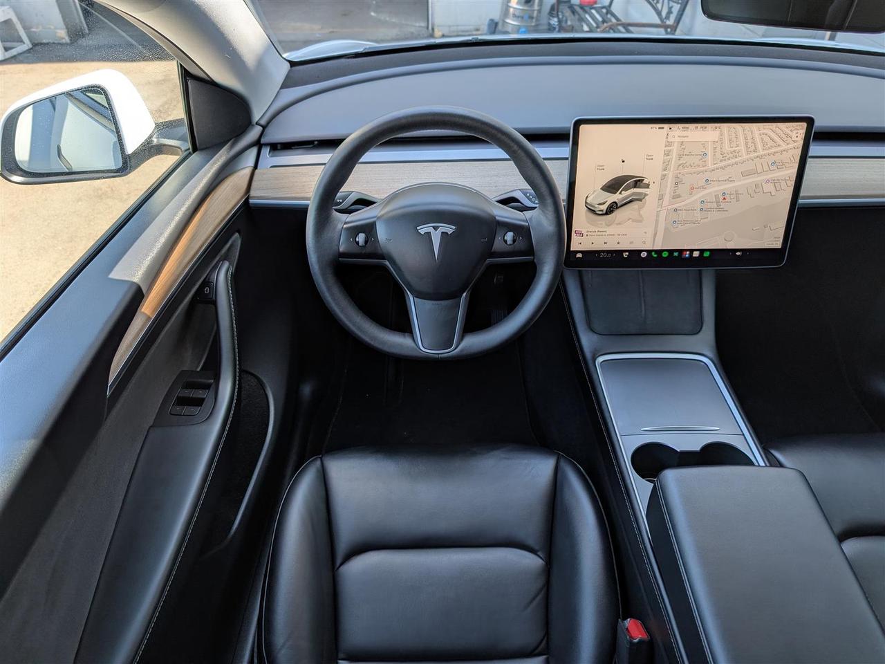 2022 Tesla Model Y LONG RANGE AWD - DUAL MOTOR Photo