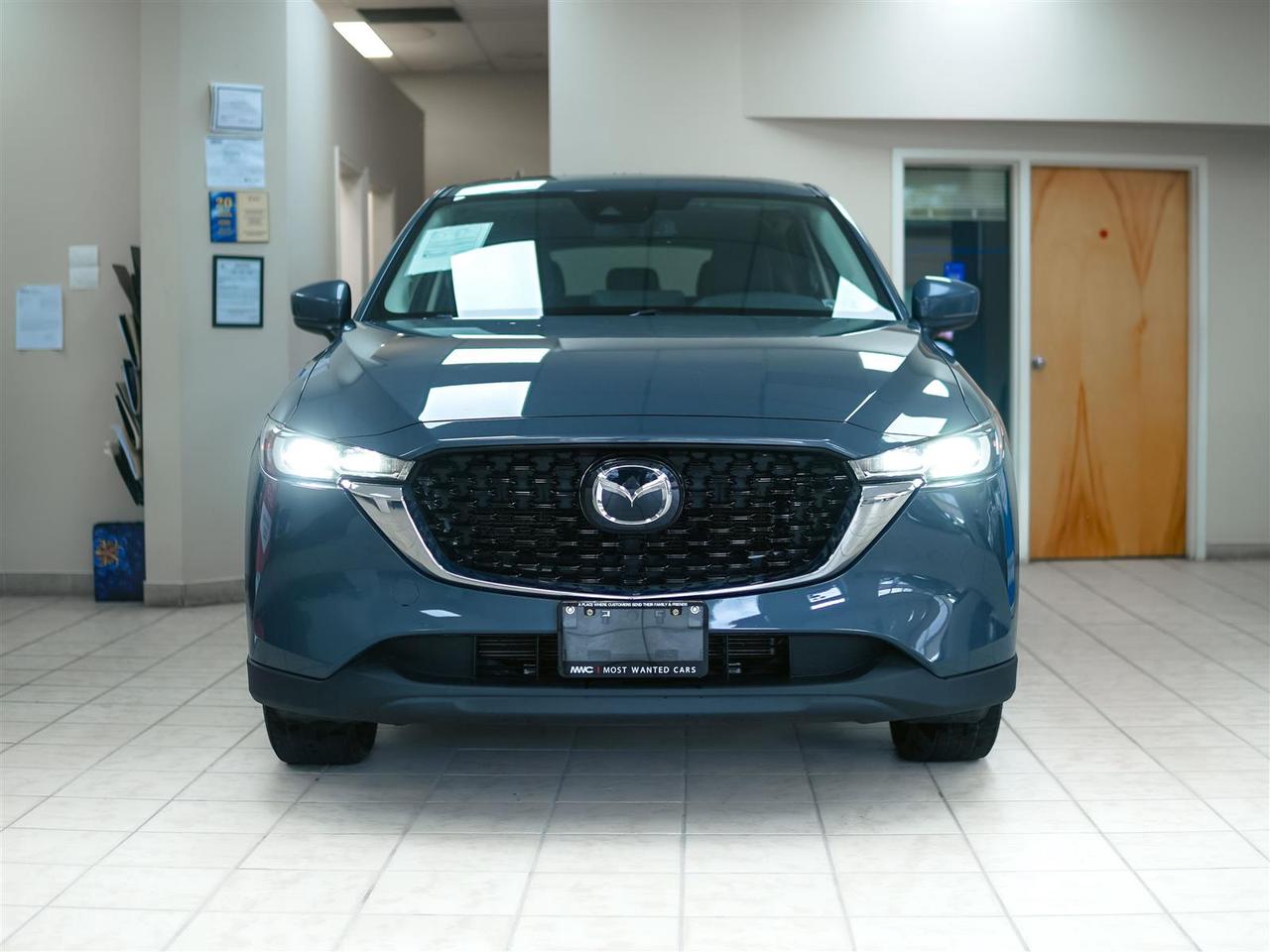 2022 Mazda CX-5 GS AWD | LTHR | ROOF | NO ACCIDENTS | MAZDA SERVICED Photo