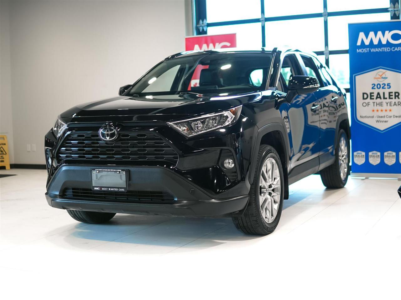 2021 Toyota RAV4 XLE AWD | PREMIUM | LEATHER | NO ACCIDENTS Photo