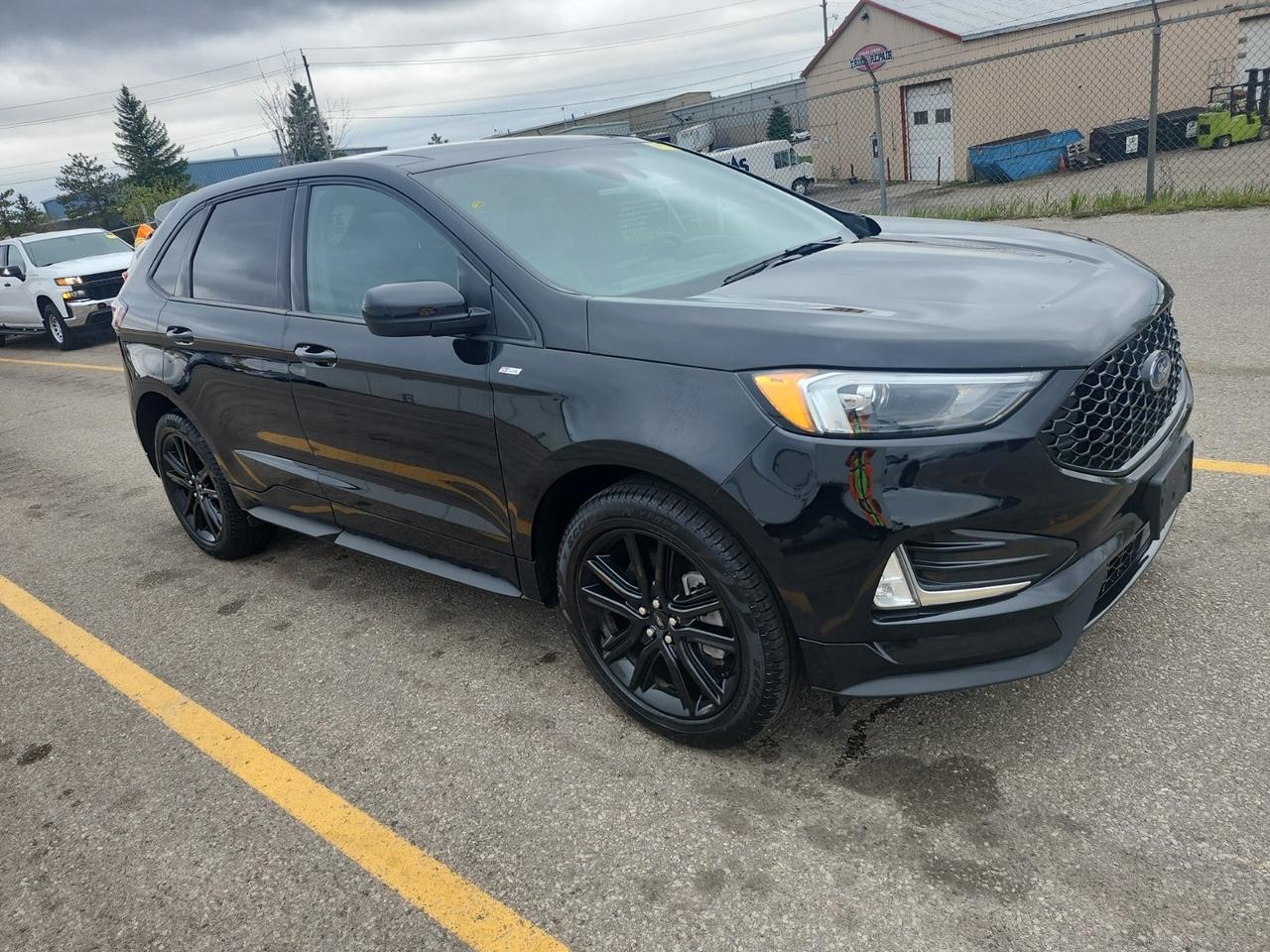 2024 Ford Edge ST LINE | AWD | NAV | LTHR | ROOF | NO ACCIDENTS Photo