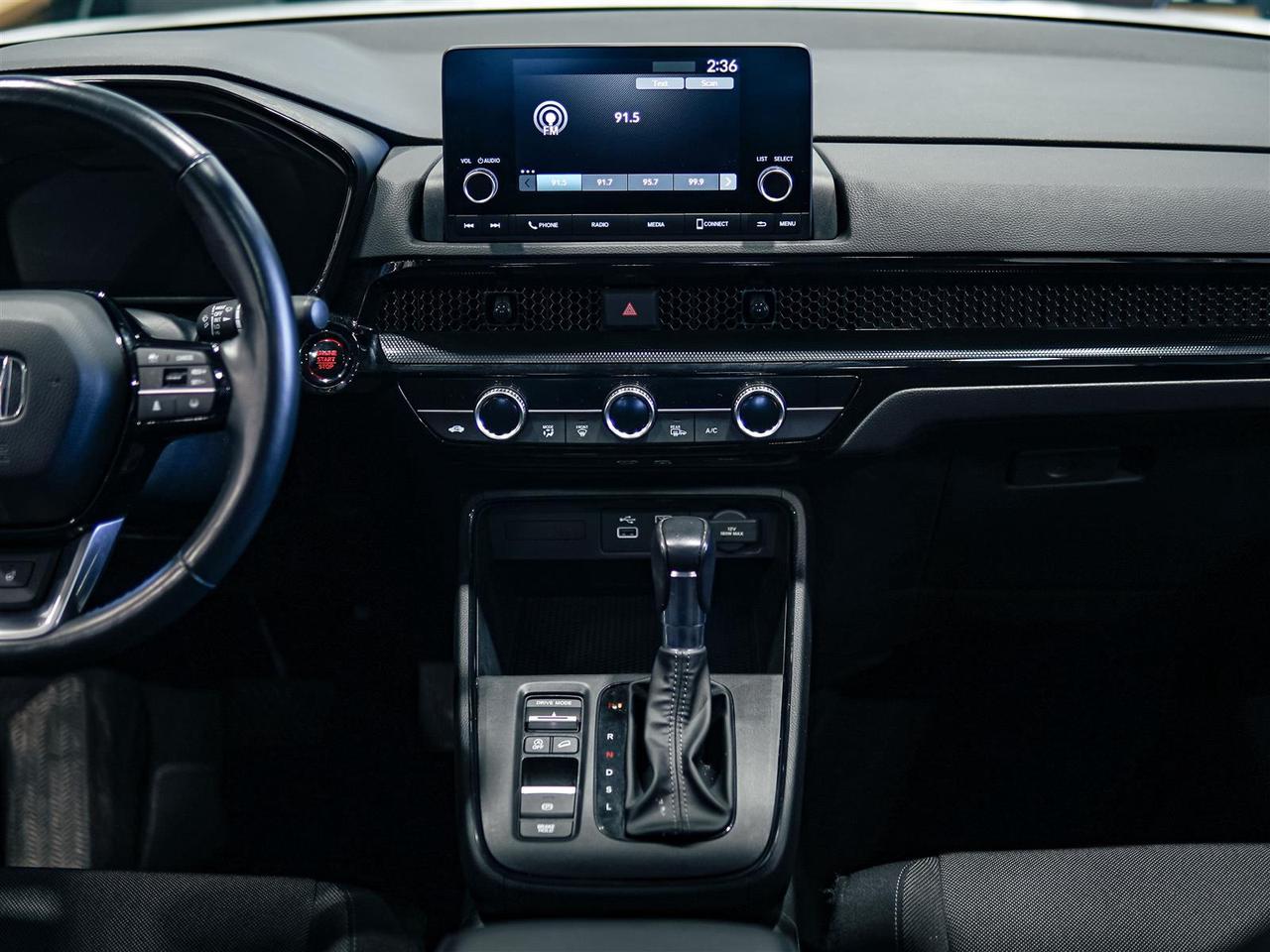 2025 Honda CR-V SPORT AWD | NO ACCIDENTS | SUNROOF Photo