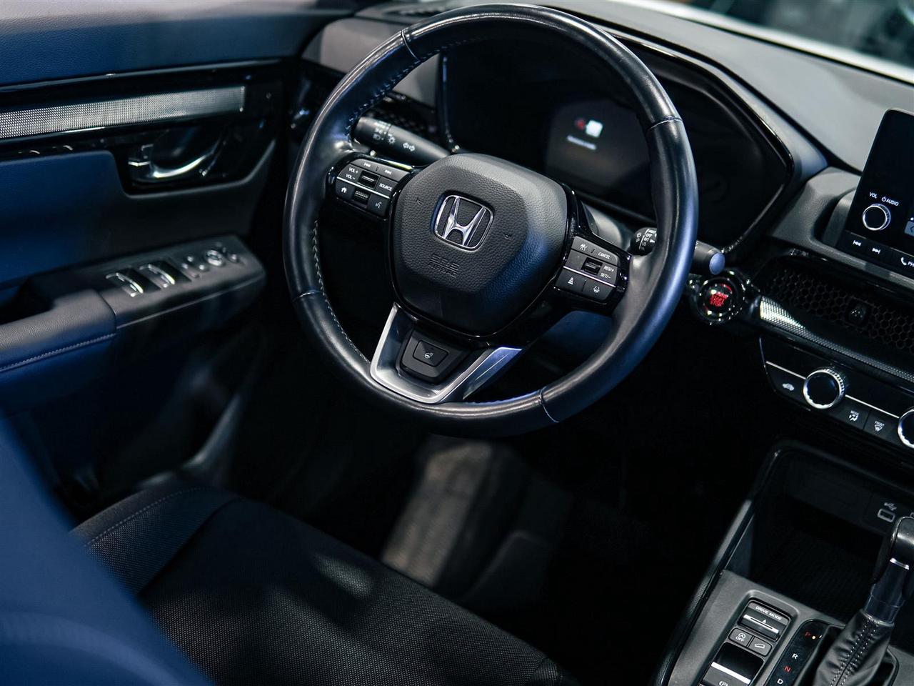 2025 Honda CR-V SPORT AWD | NO ACCIDENTS | SUNROOF Photo