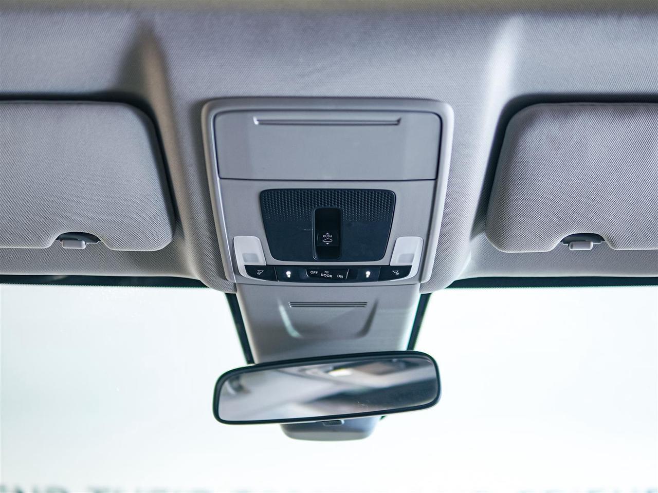 2025 Honda CR-V SPORT AWD | NO ACCIDENTS | SUNROOF Photo