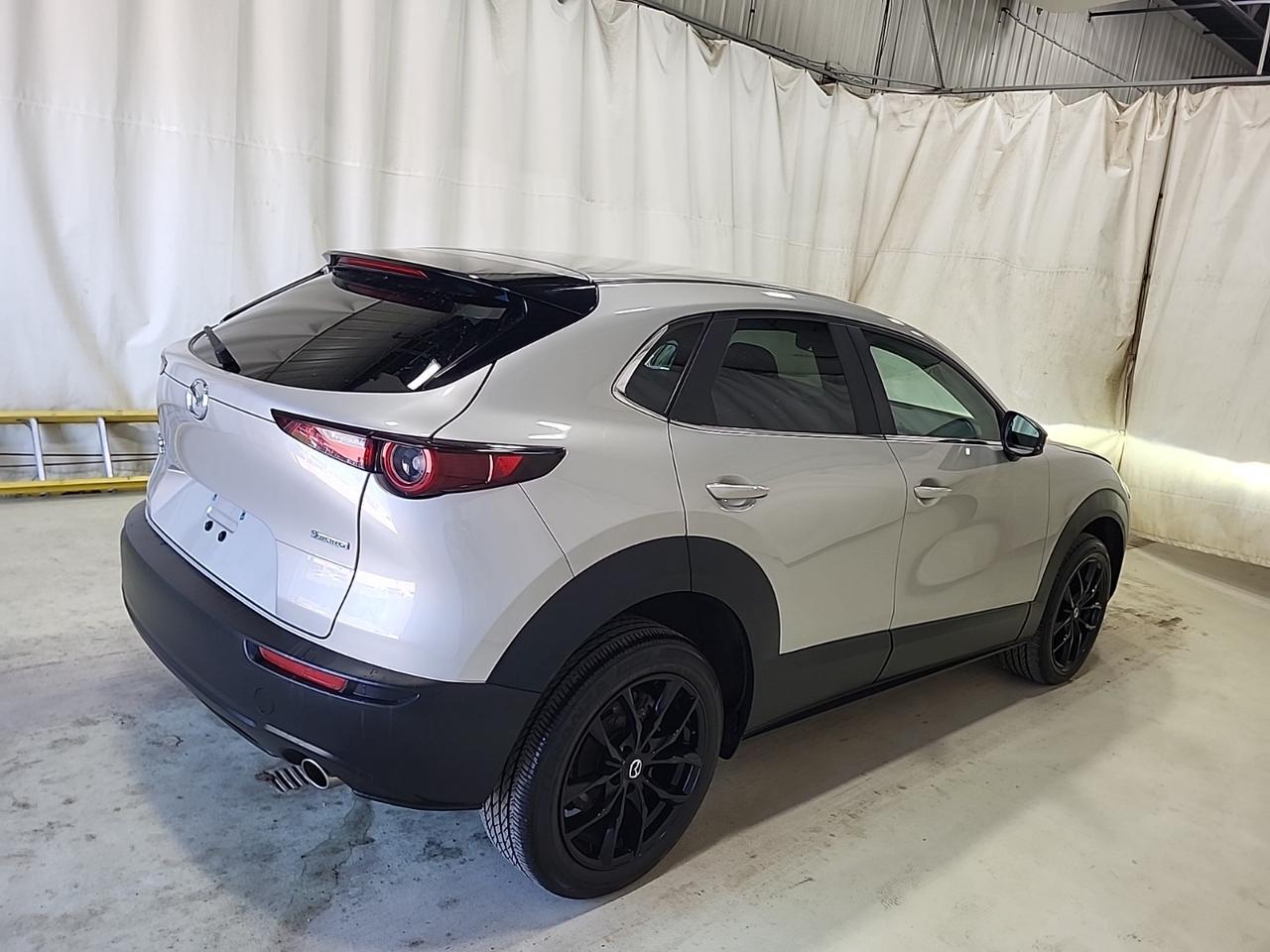 2022 Mazda CX-30 GS | AWD | LTHR | ROOF | NO ACCIDENTS | MAZDA SERVICED Photo