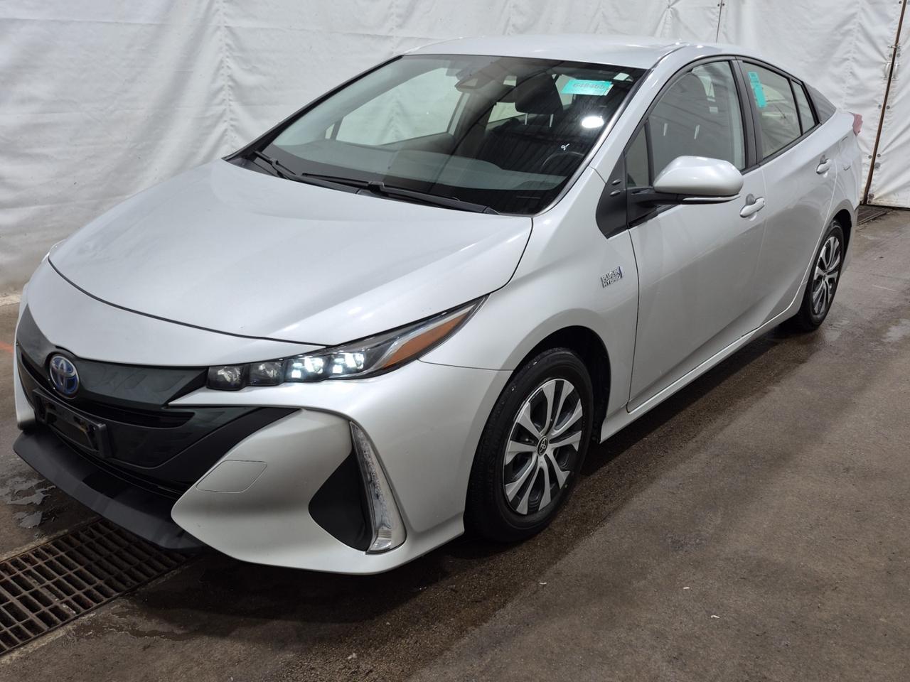 2021 Toyota Prius Prime LE | NO ACCIDENTS | ONE OWNER | TOYOTA SERVICED Photo