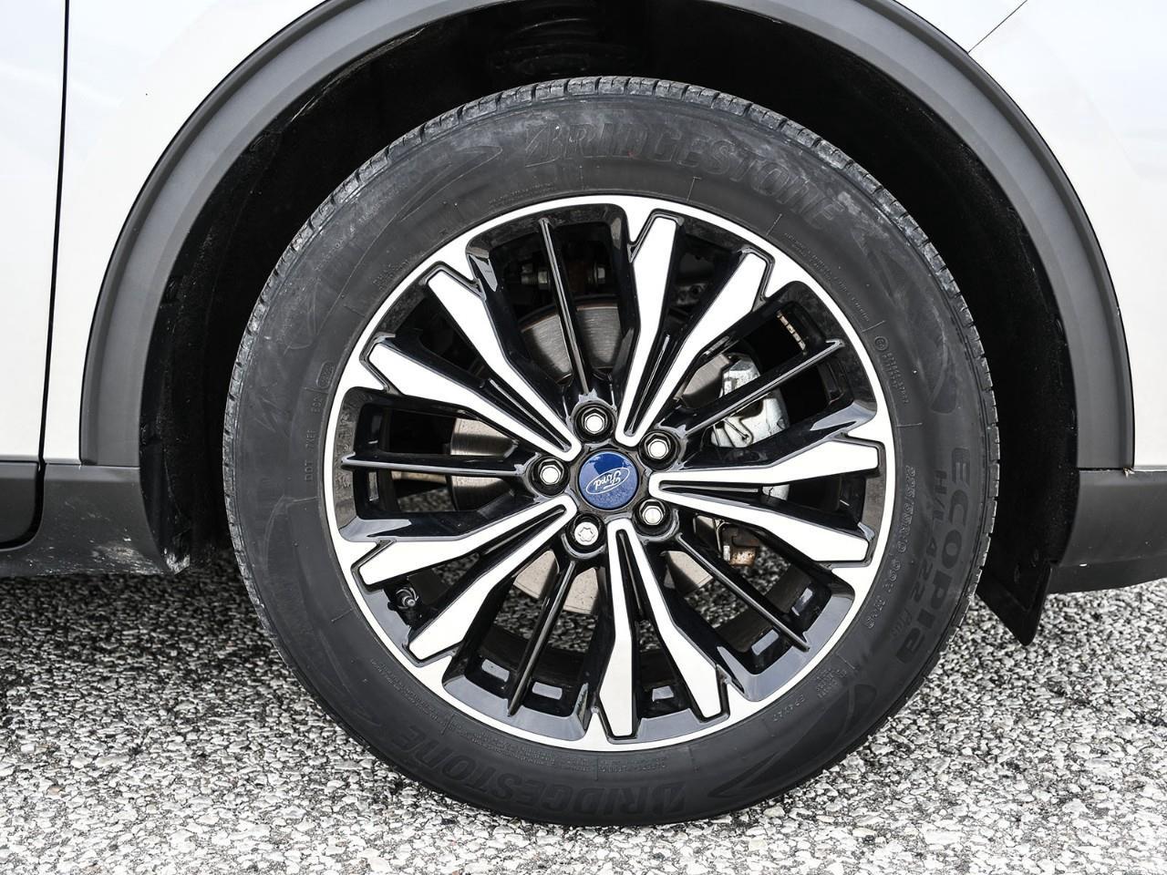2022 Ford Escape NAV | HTD SEATS | HTD STEERING | REMOTE START | ADAPTIVE CRUISE Photo