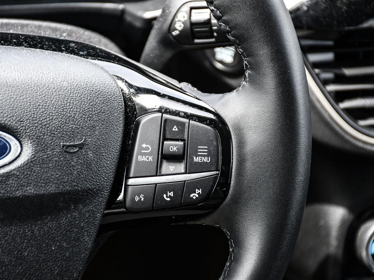 2022 Ford Escape NAV | HTD SEATS | HTD STEERING | REMOTE START | ADAPTIVE CRUISE Photo