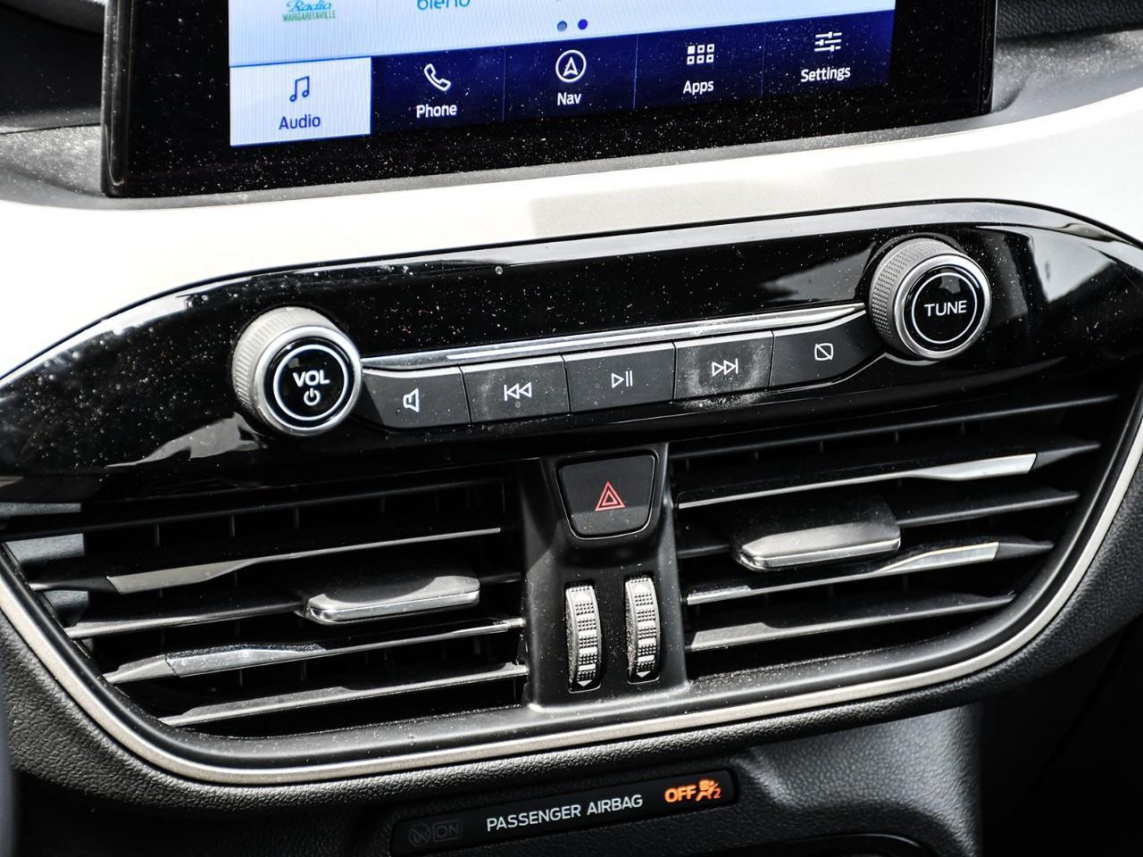 2022 Ford Escape NAV | HTD SEATS | HTD STEERING | REMOTE START | ADAPTIVE CRUISE Photo