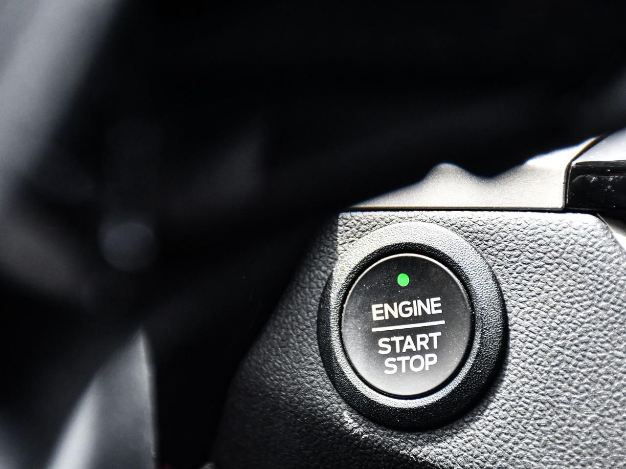 2022 Ford Escape NAV | HTD SEATS | HTD STEERING | REMOTE START | ADAPTIVE CRUISE Photo