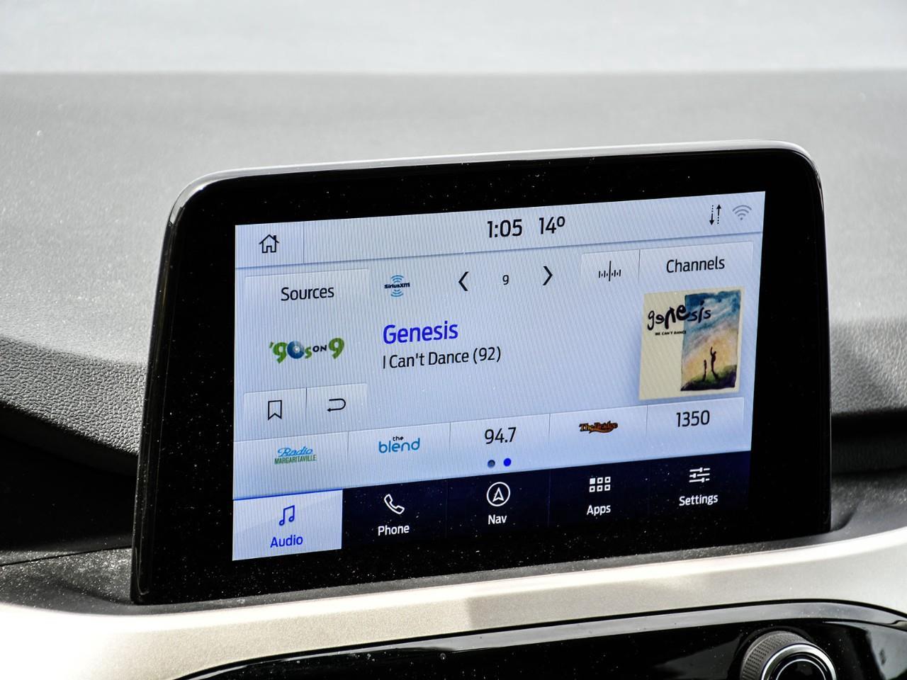 2022 Ford Escape NAV | HTD SEATS | HTD STEERING | REMOTE START | ADAPTIVE CRUISE Photo