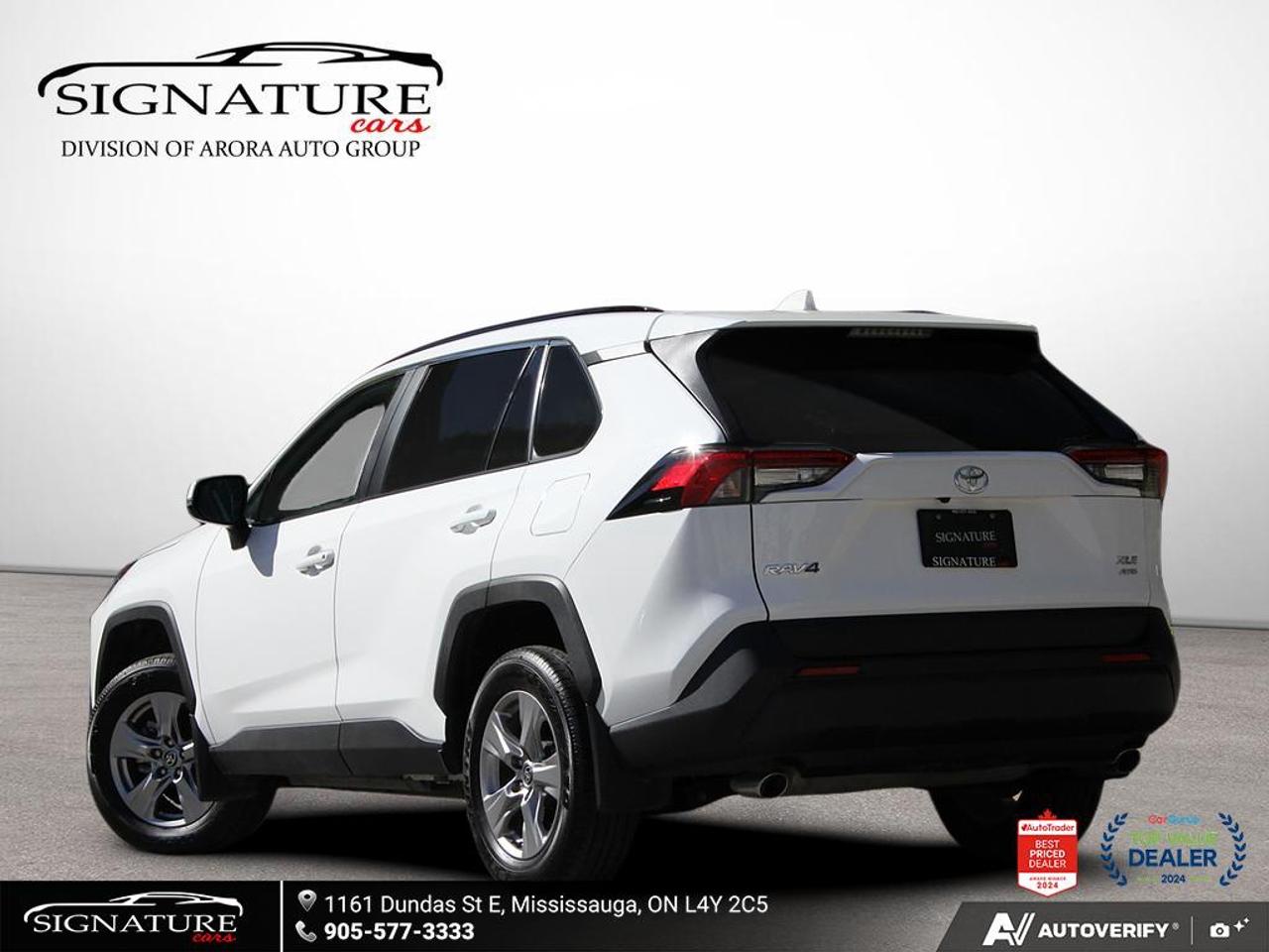 2025 Toyota RAV4 XLE AWD No Accident Sunroof Carplay BSM Photo3