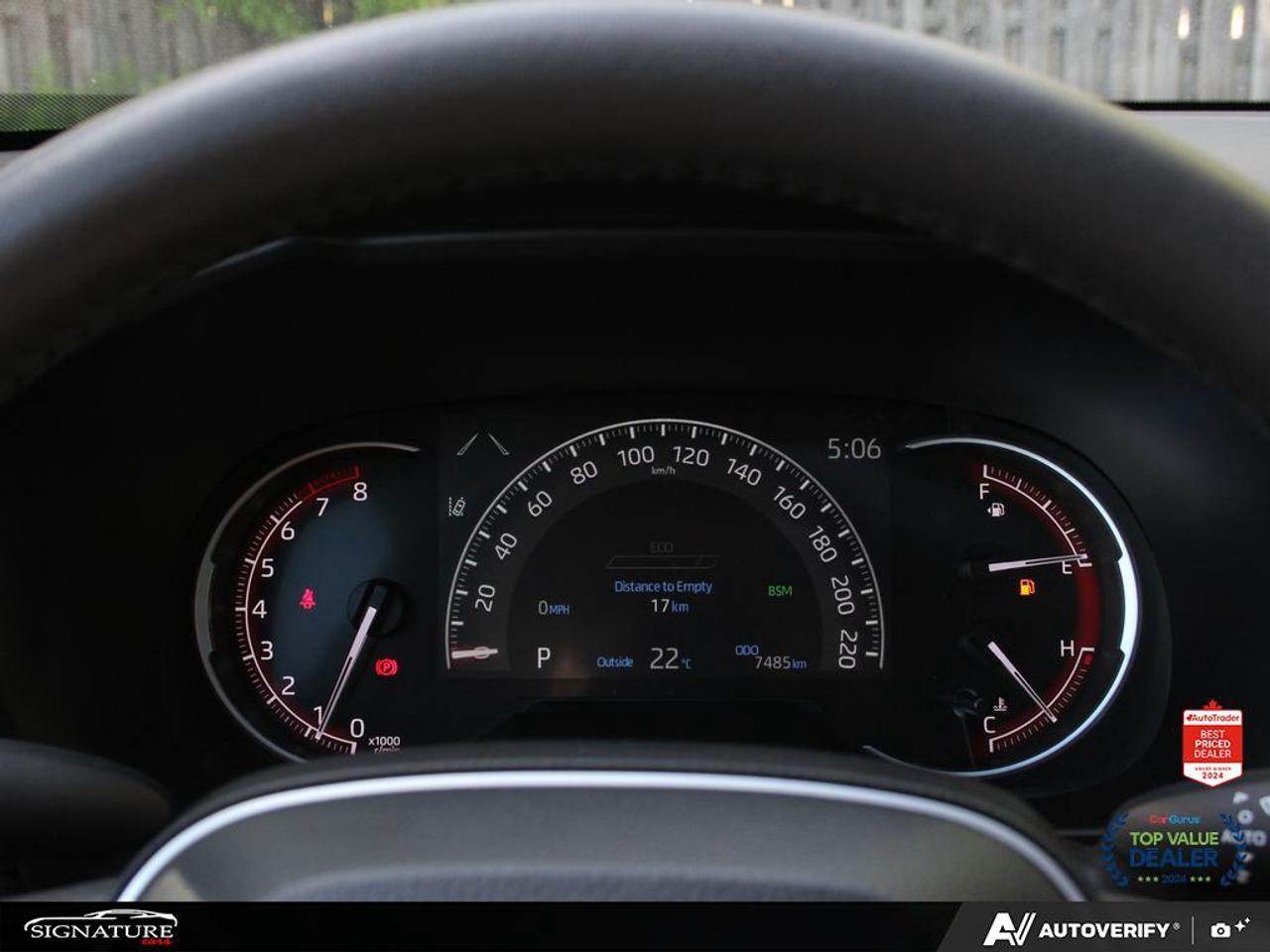 2025 Toyota RAV4 XLE AWD No Accident Sunroof Carplay BSM Photo