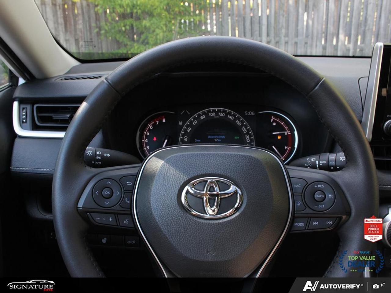 2025 Toyota RAV4 XLE AWD No Accident Sunroof Carplay BSM Photo