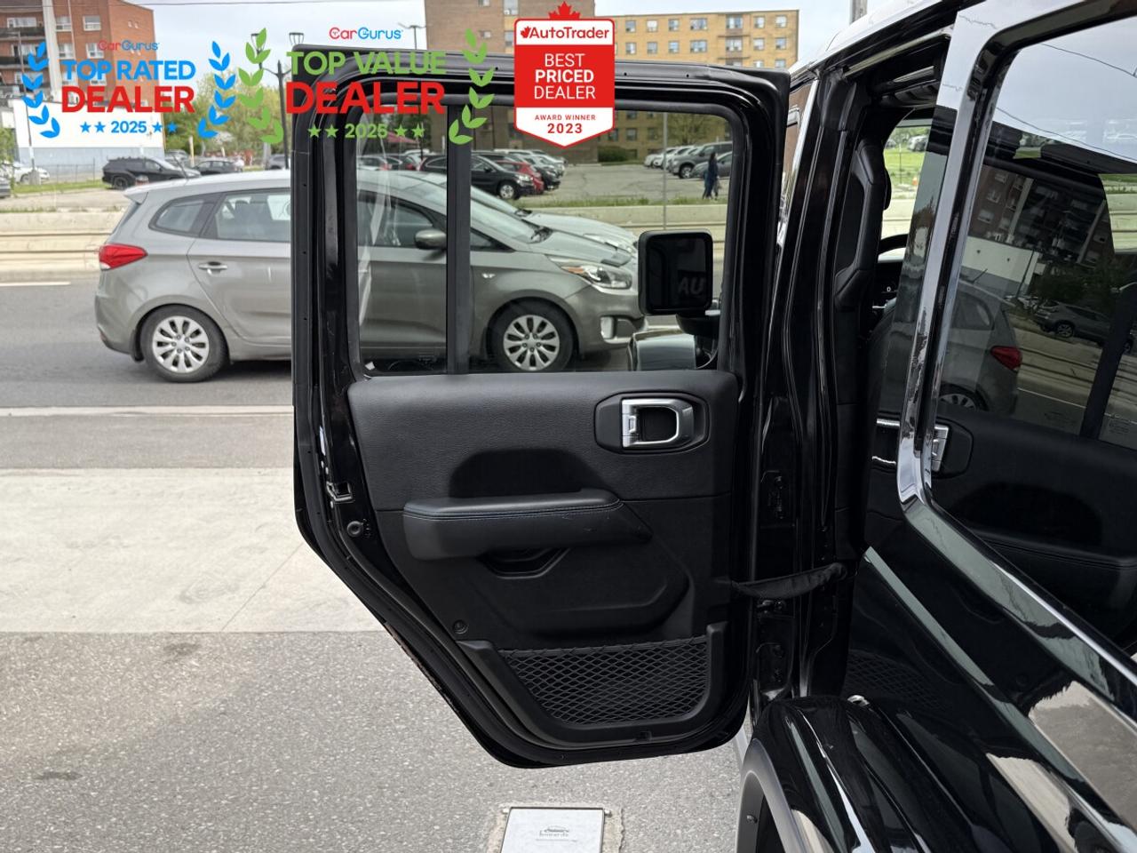 2022 Jeep Wrangler 4xe UNLIMITED RUBICON | ALPINE | DUAL TOP GROUP OPTION Photo