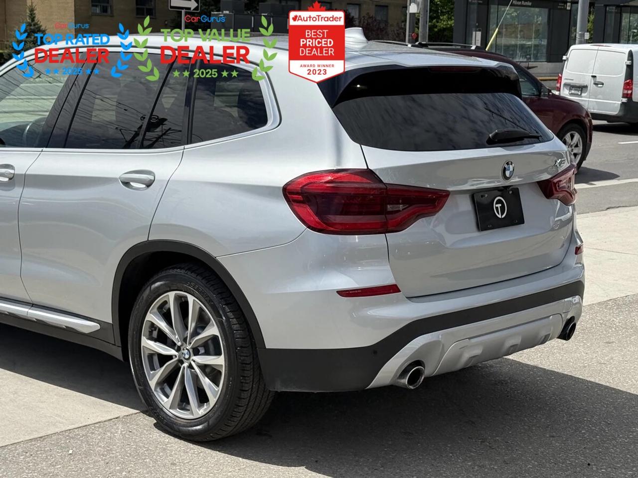 2018 BMW X3 PREMIUM PKG | SERVICED AT BMW | PANO | APPLE CARPLAY Photo