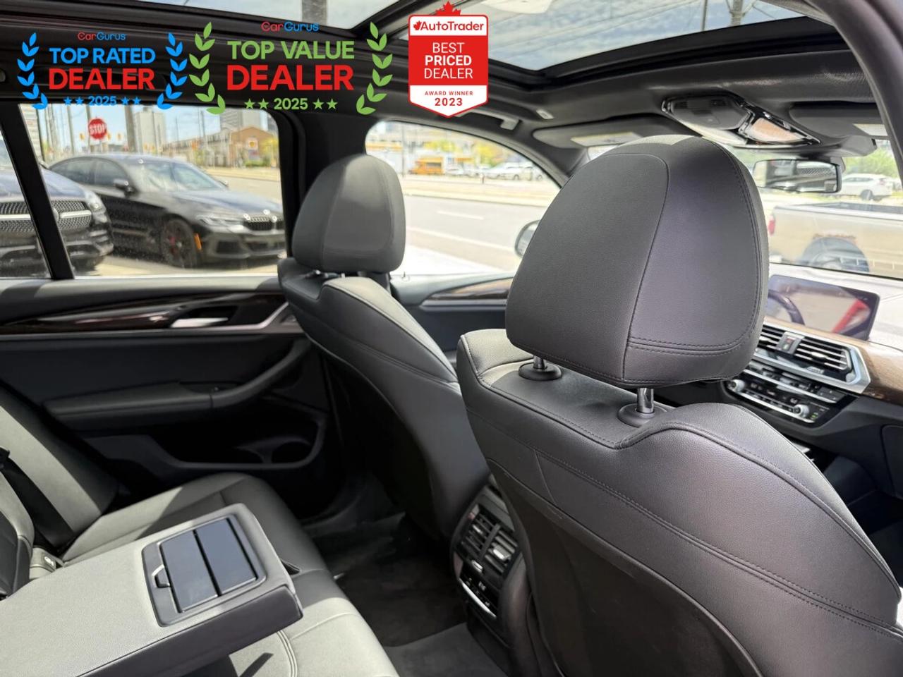 2018 BMW X3 PREMIUM PKG | SERVICED AT BMW | PANO | APPLE CARPLAY Photo