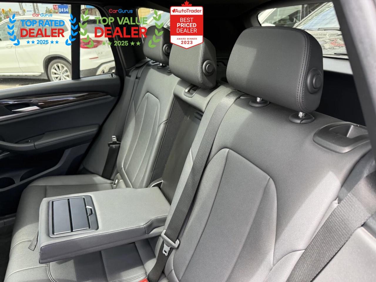 2018 BMW X3 PREMIUM PKG | SERVICED AT BMW | PANO | APPLE CARPLAY Photo