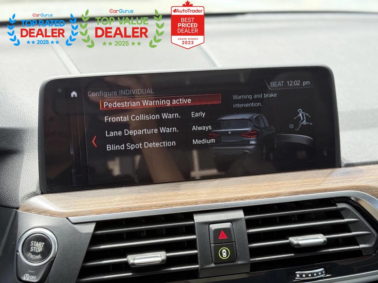 2018 BMW X3 PREMIUM PKG | SERVICED AT BMW | PANO | APPLE CARPLAY Photo