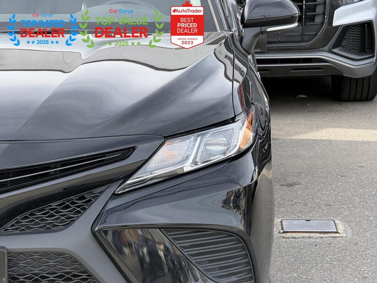 2020 Toyota Camry SE HYBRID | SUNROOF | REAR CAMERA | FINANCE Photo