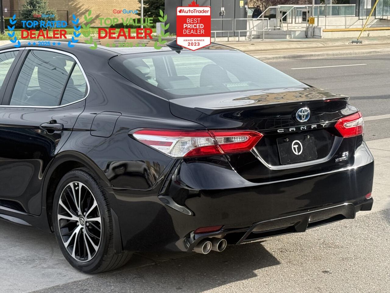 2020 Toyota Camry SE HYBRID | SUNROOF | REAR CAMERA | FINANCE Photo