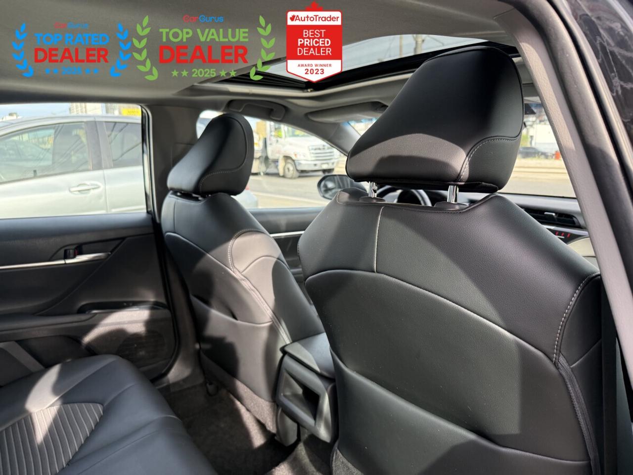 2020 Toyota Camry SE HYBRID | SUNROOF | REAR CAMERA | FINANCE Photo