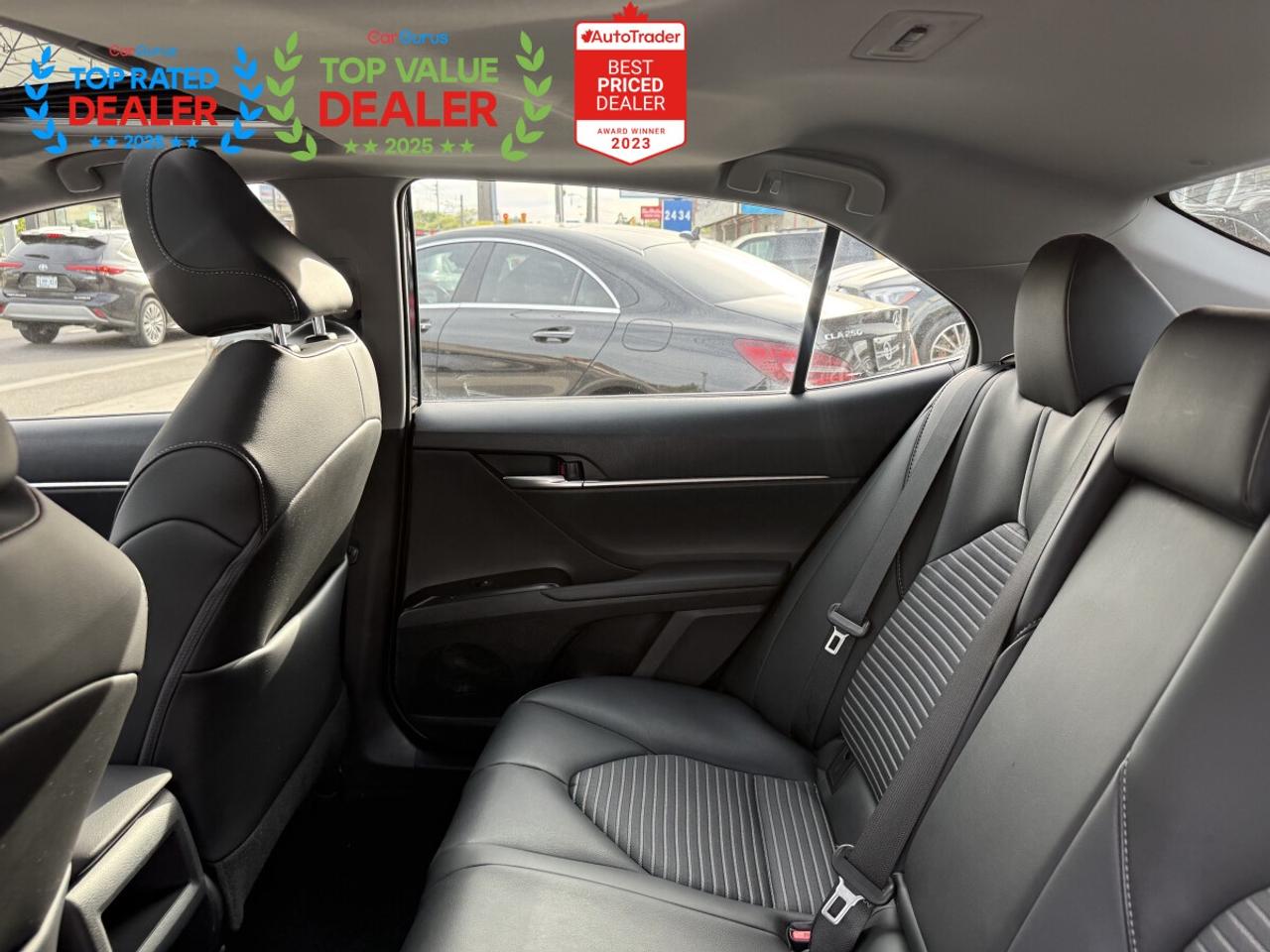 2020 Toyota Camry SE HYBRID | SUNROOF | REAR CAMERA | FINANCE Photo