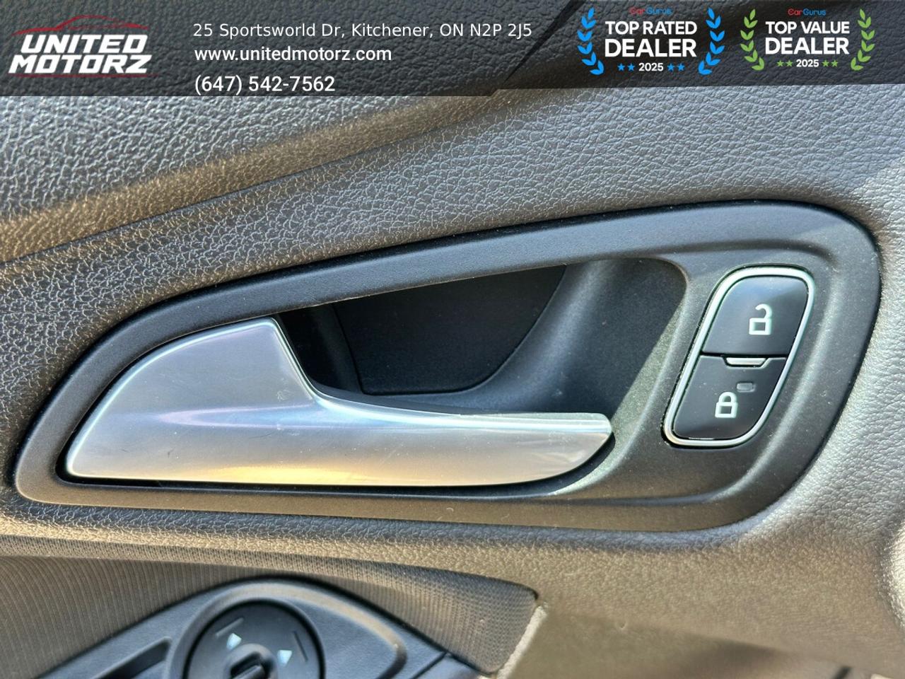 2017 Ford Focus SE~SAFETY CERTIFIED~ NO ACCIDENTS~ Photo