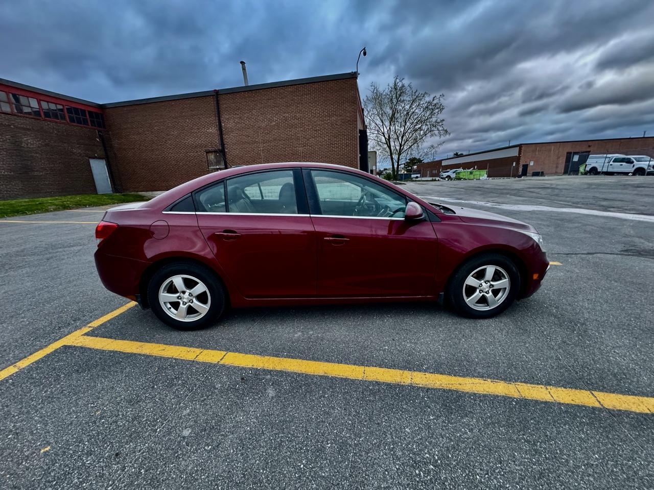 2015 Chevrolet Cruze 2LT Photo