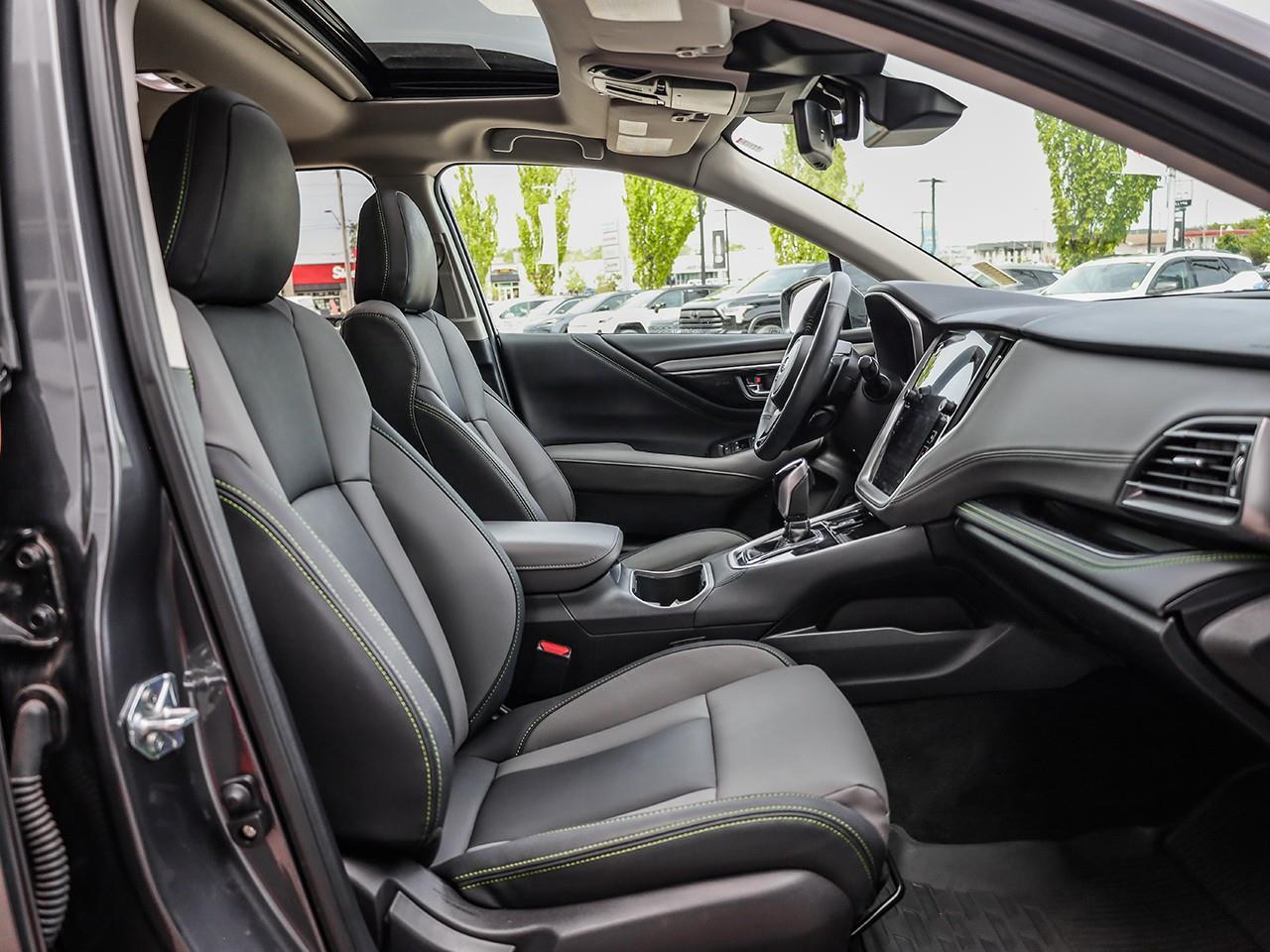 2025 Subaru Outback ONYX Photo