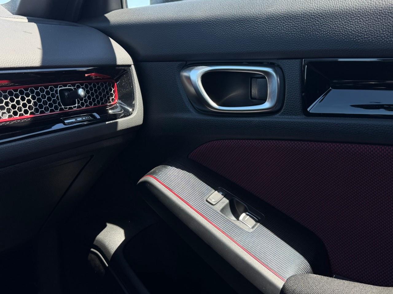 2024 Honda Civic SI SEDAN MANUAL Photo