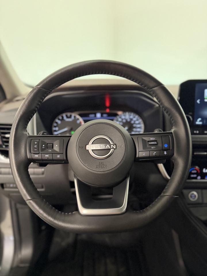 2023 Nissan Rogue AWD SL Photo
