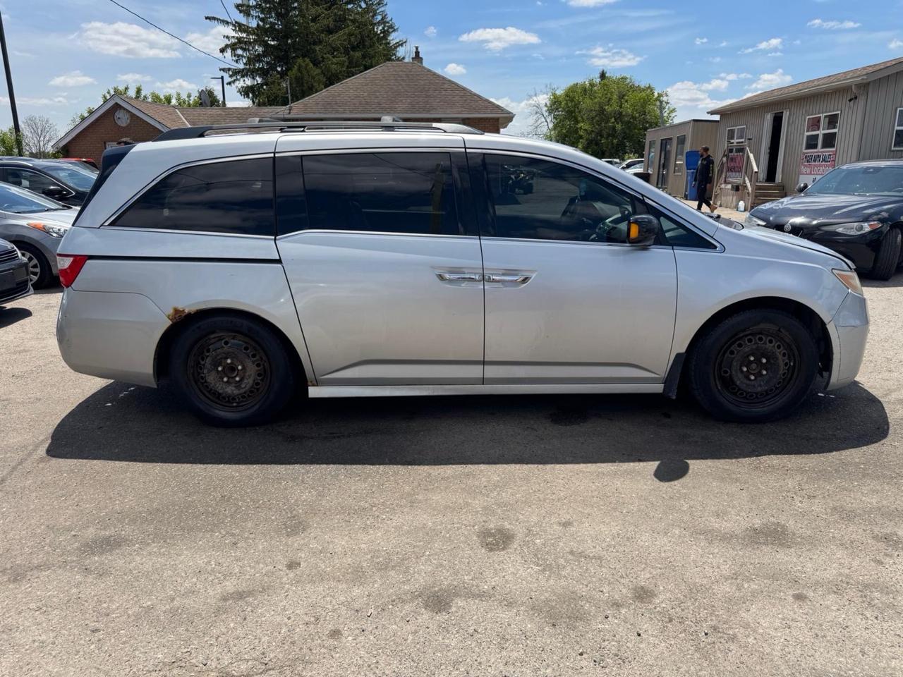 2012 Honda Odyssey AS IS, Touring, POWER STEERING ISSUE, RUNS GOOD Photo