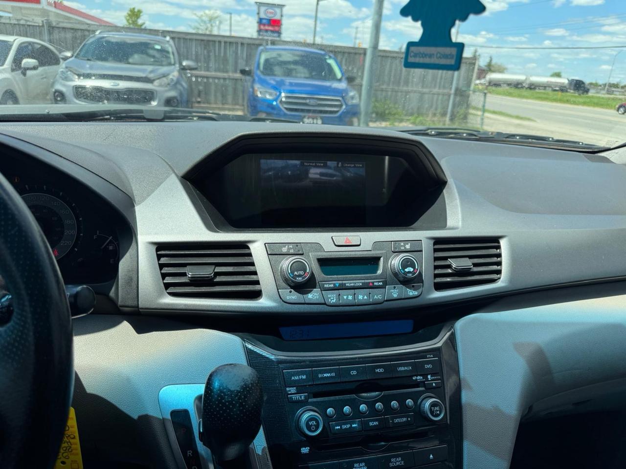 2012 Honda Odyssey AS IS, Touring, POWER STEERING ISSUE, RUNS GOOD Photo