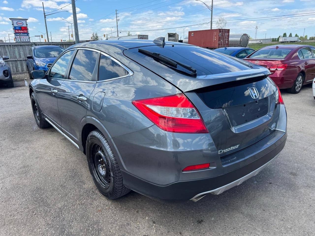 2013 Honda Accord Crosstour EX-L, UNDERCOATED, WELL MAINTAINED, CERTIFIED Photo