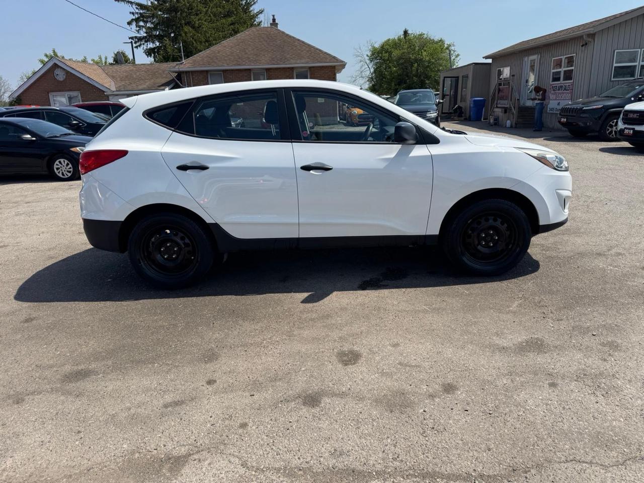 2015 Hyundai Tucson GL, SUV, MANUAL, ONLY 115KMS, 4 CYL, CERTIFIED Photo
