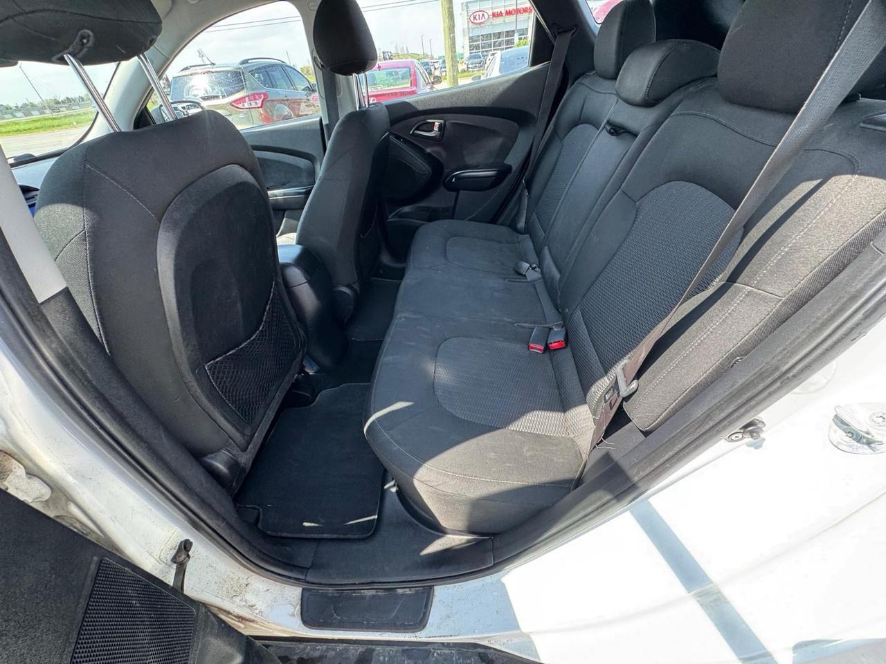 2015 Hyundai Tucson GL, SUV, MANUAL, ONLY 115KMS, 4 CYL, CERTIFIED Photo