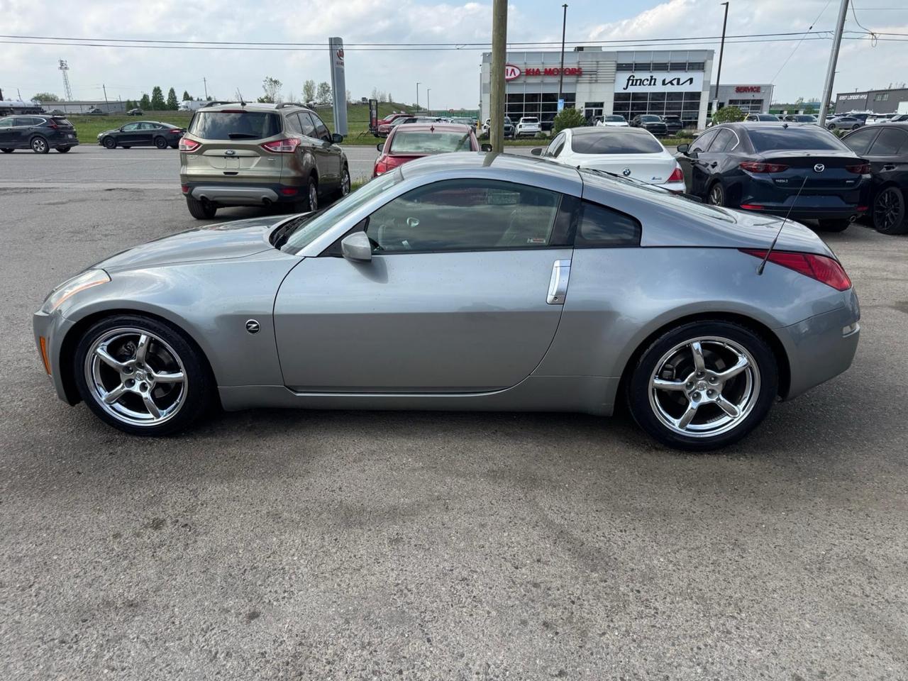 2003 Nissan 350Z TOURING, COUPE, ONLY 69,000KMS, VERY CLEAN, CERT Photo