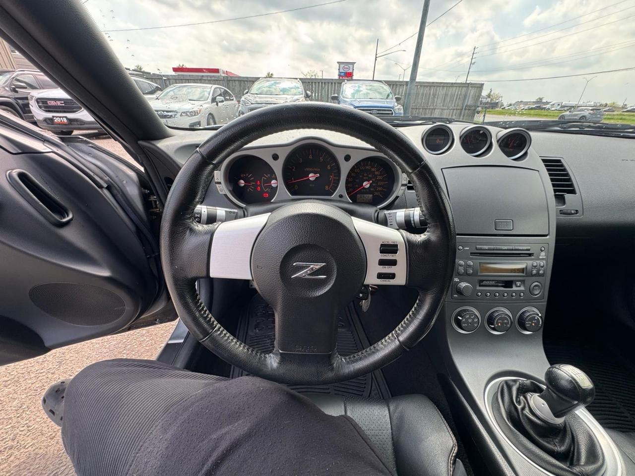 2003 Nissan 350Z TOURING, COUPE, ONLY 69,000KMS, VERY CLEAN, CERT Photo