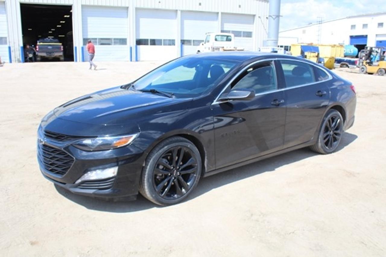 2024 Chevrolet Malibu LT Midnight w/Htd cloth, BUC - Photo #1
