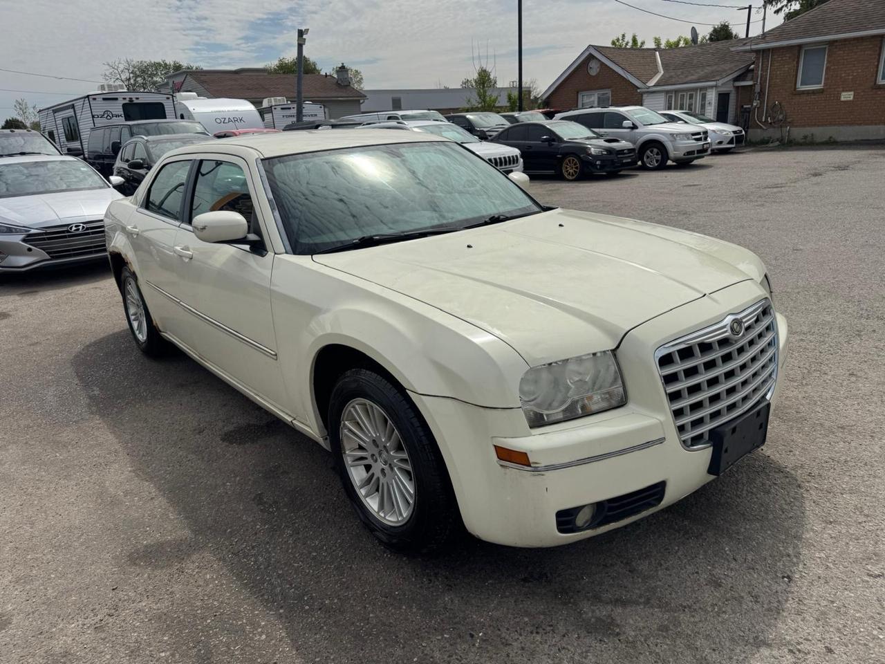 2008 Chrysler 300 AS IS, WELL MAINTAINED, NO ACCIDENTS, HAS RUST Photo