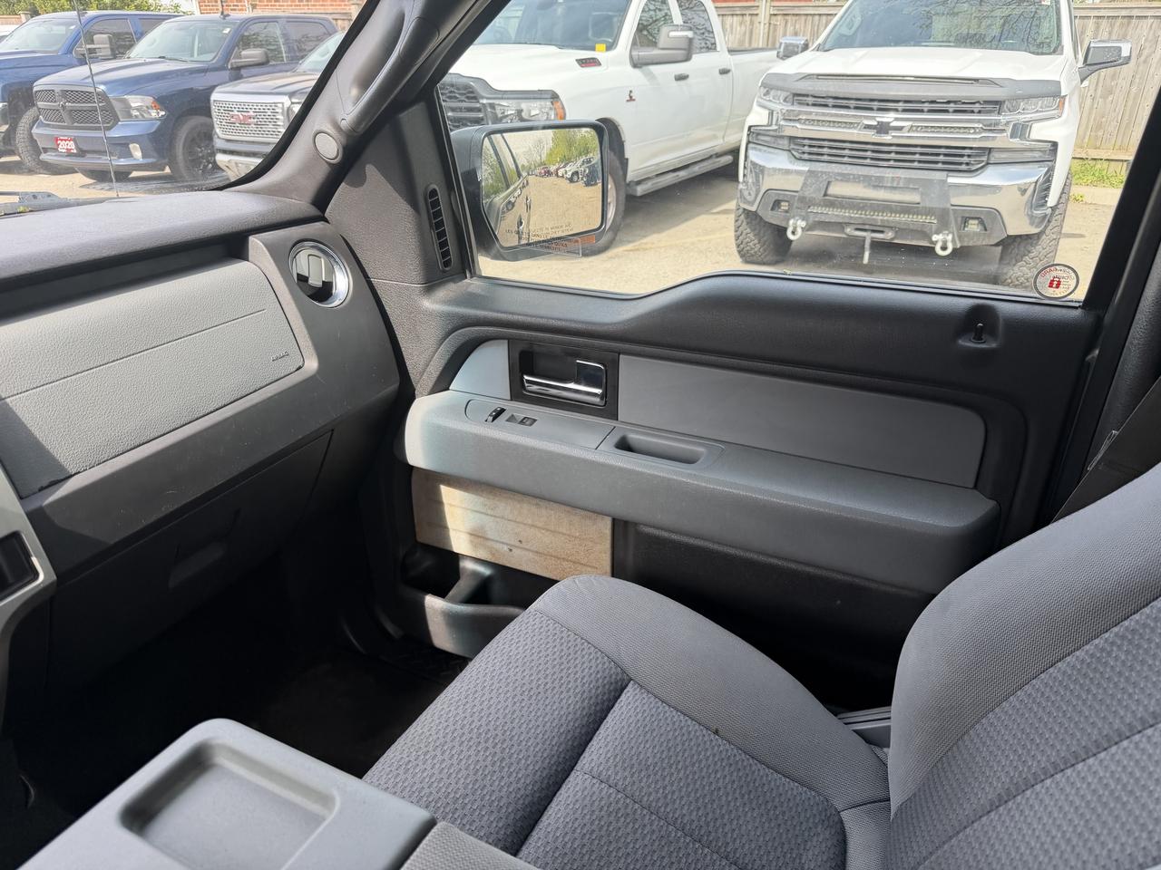 2014 Ford F-150 XTR | 5.0L V8 | Clean CARFAX Photo