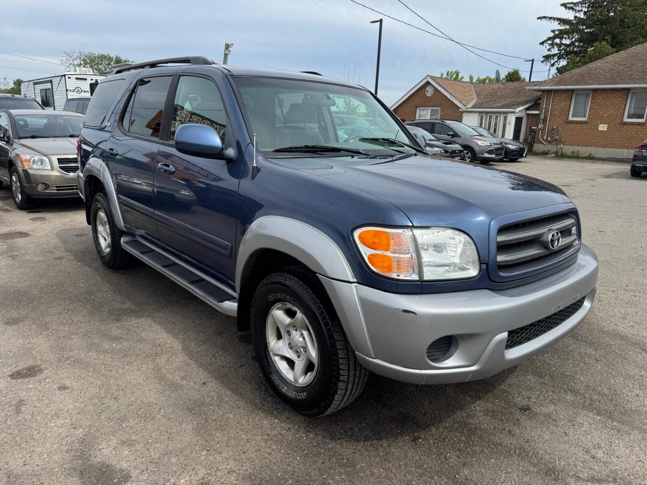 2001 Toyota Sequoia AS IS, SR5, WELL SERVICED, NO ACCIDENTS Photo