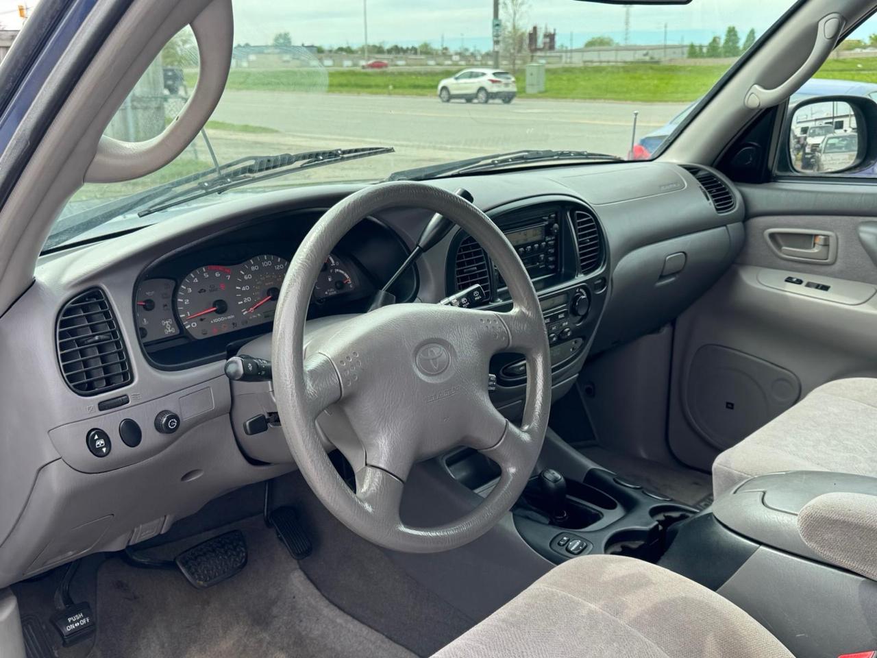 2001 Toyota Sequoia AS IS, SR5, WELL SERVICED, NO ACCIDENTS Photo