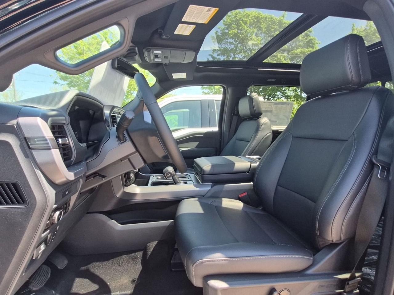 2026 Ford F-150 XLT, MOONROOF, TOW/HAUL PKG, BLACK APPEARANCE PKG Photo